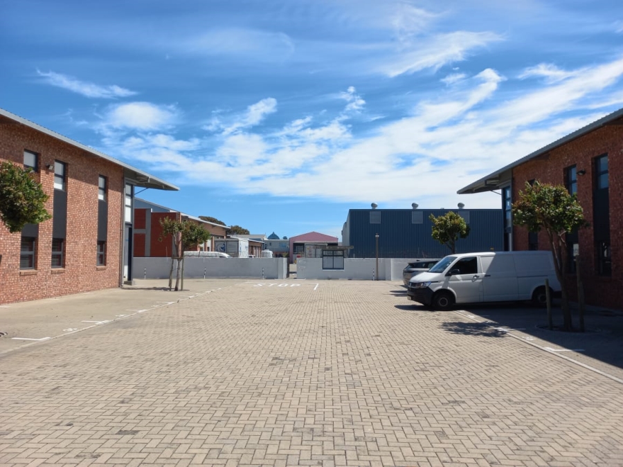 To Let commercial Property for Rent in Maitland Western Cape
